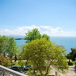 Paradise Hotel & Relax Center Отель Поморие