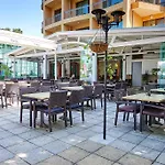 Paradise Hotel & Relax Center Поморие