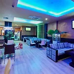 Paradise Hotel & Relax Center 3*
