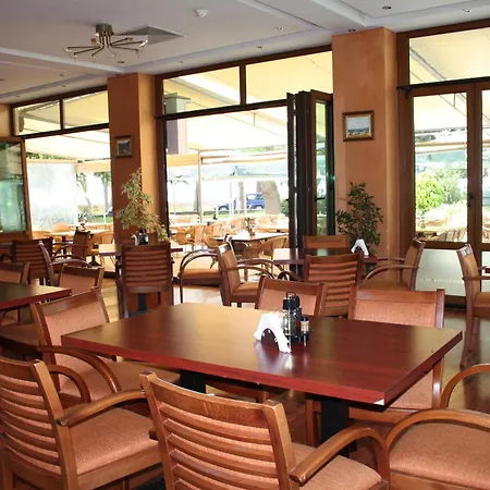 Отель Paradise Hotel & Relax Center
