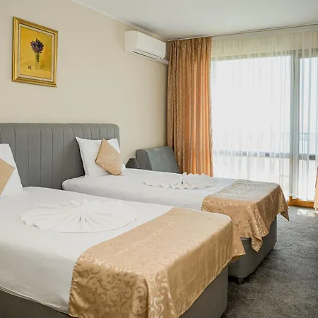Отель Paradise Hotel & Relax Center