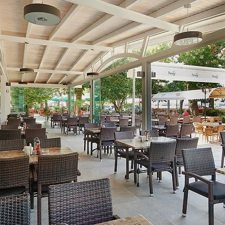 Paradise & Relax Center Hotell Pomorie