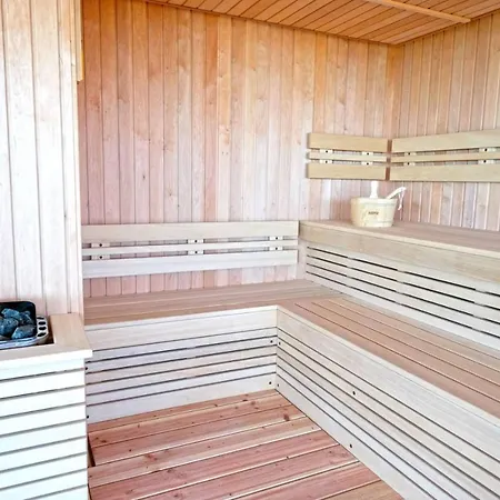 Paradise Hotel & Relax Center 3* Pomorie