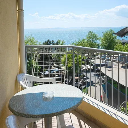 Paradise Hotel & Relax Center Pomorie
