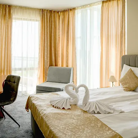 Paradise Hotel & Relax Center 3* Pomorie
