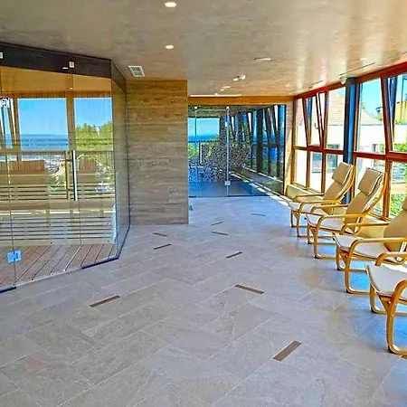 Hotel Paradise & Relax Center 3*