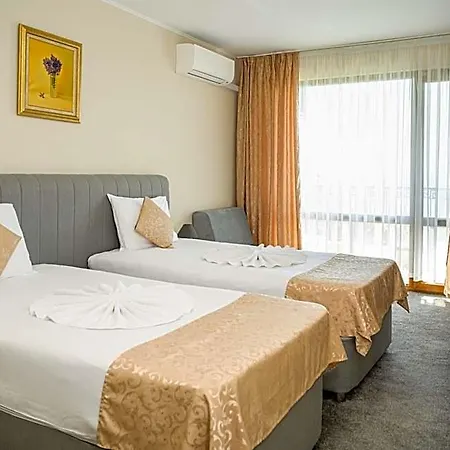 Paradise & Relax Center 3* Pomorie