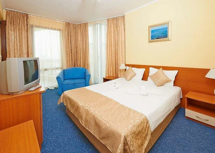 Otel Paradise & Relax Center 3*