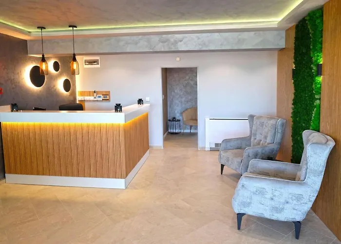 Otel Paradise & Relax Center 3*