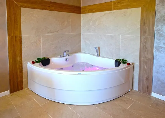 Paradise & Relax Center Otel 3*